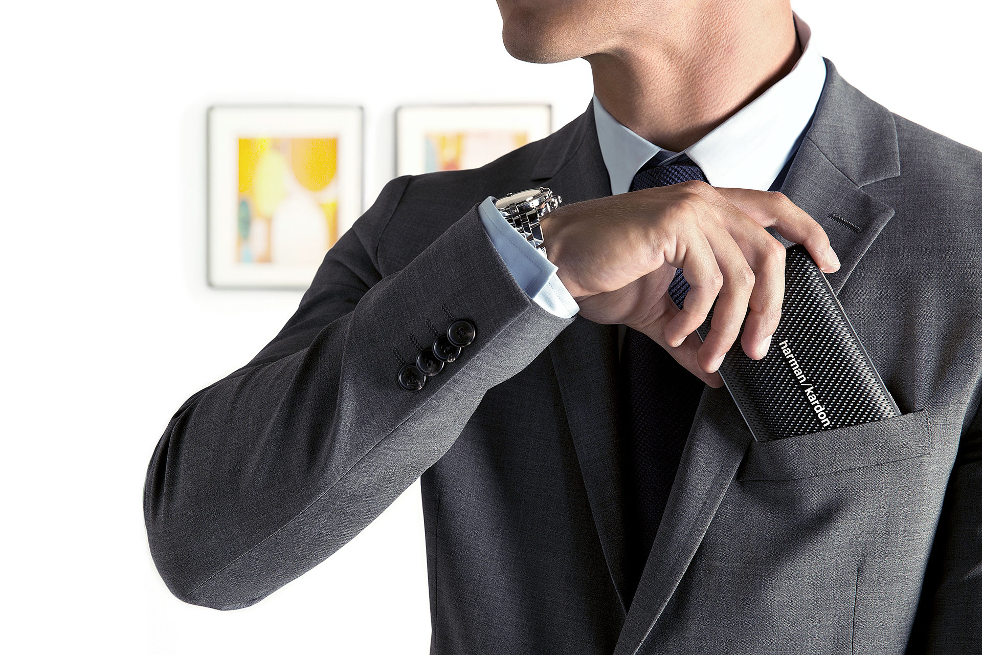 Harman-Kardon-Esquire-Mini-Lifestyle-2